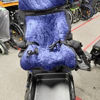 Moulded seat insert